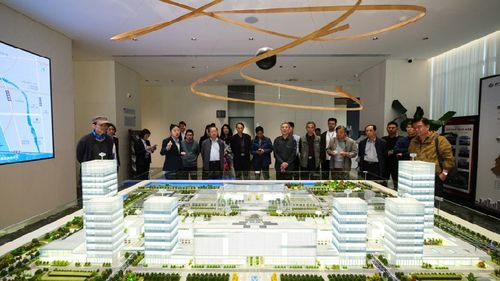 濟(jì)寧市文化交流協(xié)會(huì)攜手濟(jì)寧城投開(kāi)展鳳凰網(wǎng)山東采風(fēng)創(chuàng)作活動(dòng)，深化文化合作與創(chuàng)新